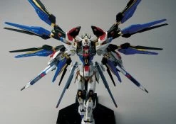 Bandai MGEX 1/100 Strike Freedom Gundam