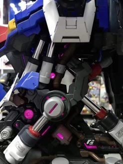 1/35 Zeta Gundam Avatar Model Kit -Toy Model Store 49204505 10157147625714208 7361629569465450496 n