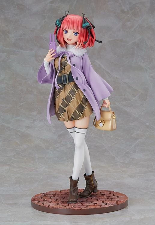 The Quintessential Quintuplets Nino Nakano (Date Style Ver.) 1/6 Scale Figure 4 The Quintessential Quintuplets Nino Nakano (Date Style Ver.) 1/6 Scale Figure - Image 2