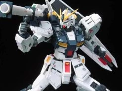 Best Seller 11 Bandai RG 1/144 #32 RX-93 Nu Gundam