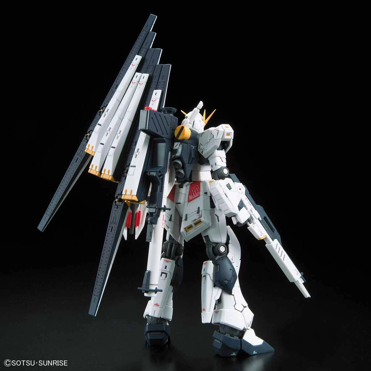 Bandai RG 1/144 #32 RX-93 Nu Gundam 6 Bandai RG 1/144 #32 RX-93 Nu Gundam - Image 4